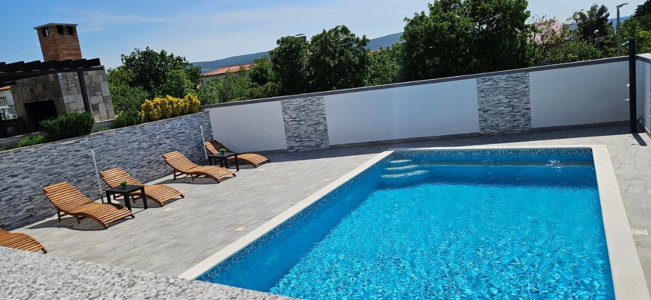 Villa Silver ستاريغغاد باكلينتسا الغرفة الصورة