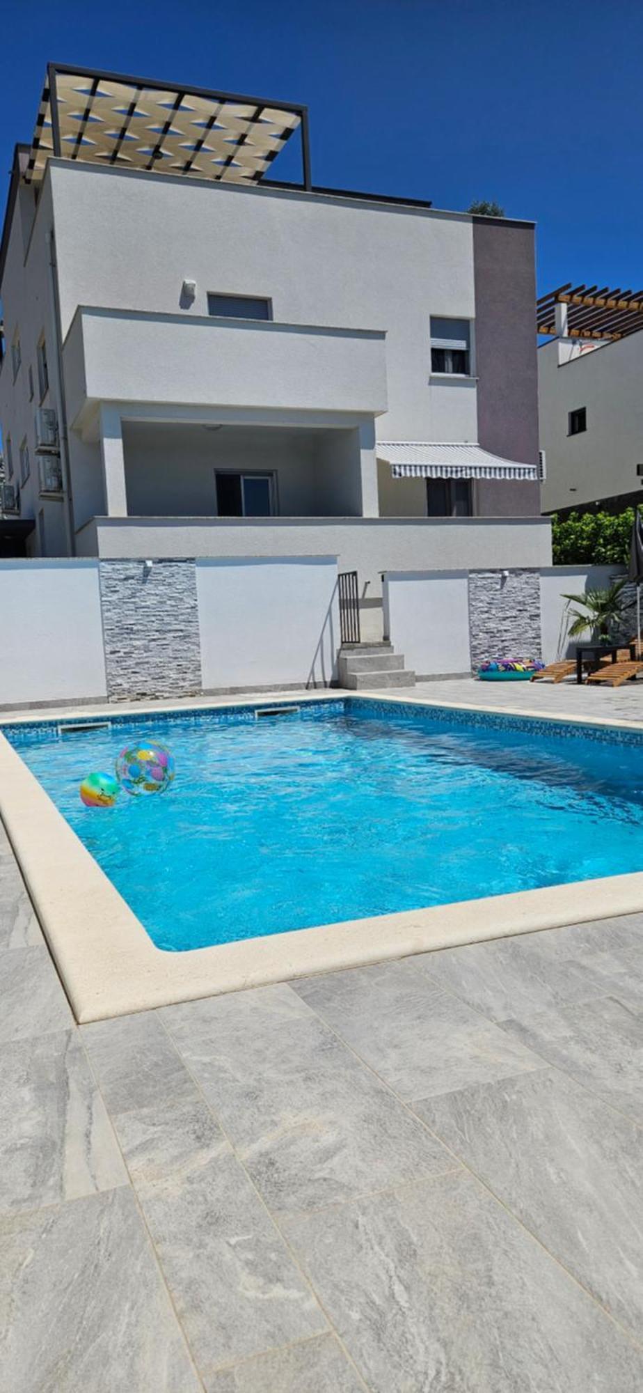 Villa Silver ستاريغغاد باكلينتسا المظهر الخارجي الصورة