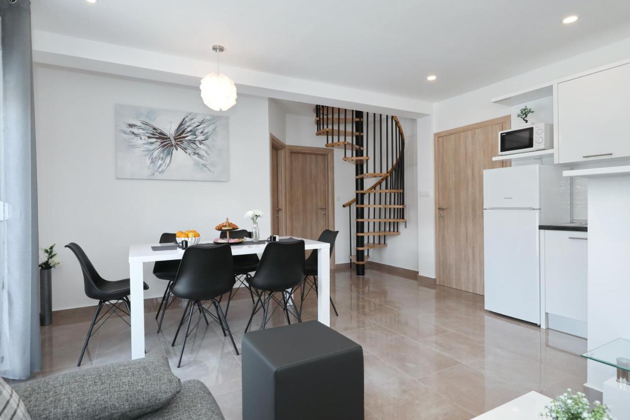 Villa Silver ستاريغغاد باكلينتسا المظهر الخارجي الصورة
