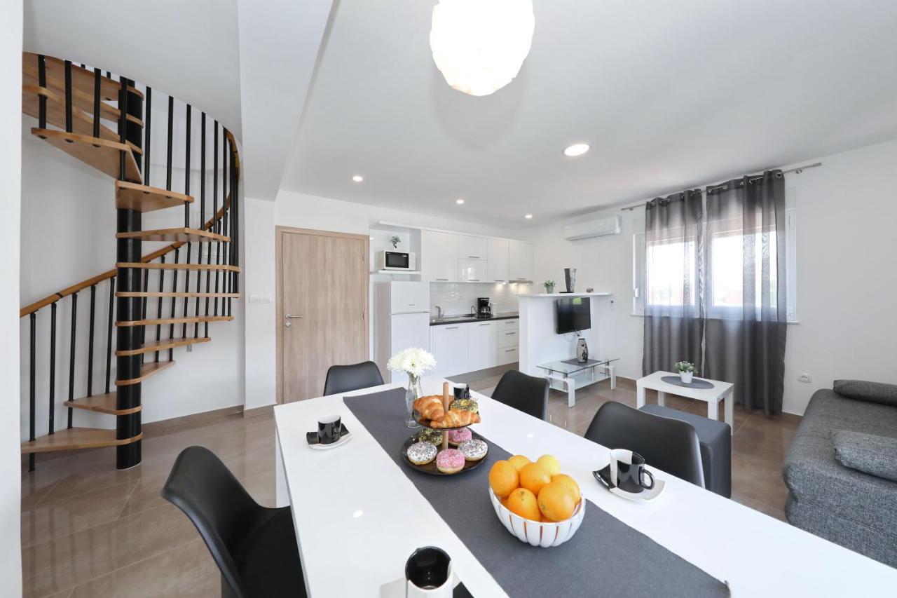 Villa Silver ستاريغغاد باكلينتسا المظهر الخارجي الصورة